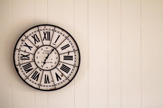 The Ultimate Guide on choosing the Perfect Wall Clock