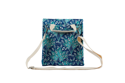 Good Vibes™ Insulated Lunch Bag, Removable Shoulder Strap, Metal Buckle - Peacock Paradise