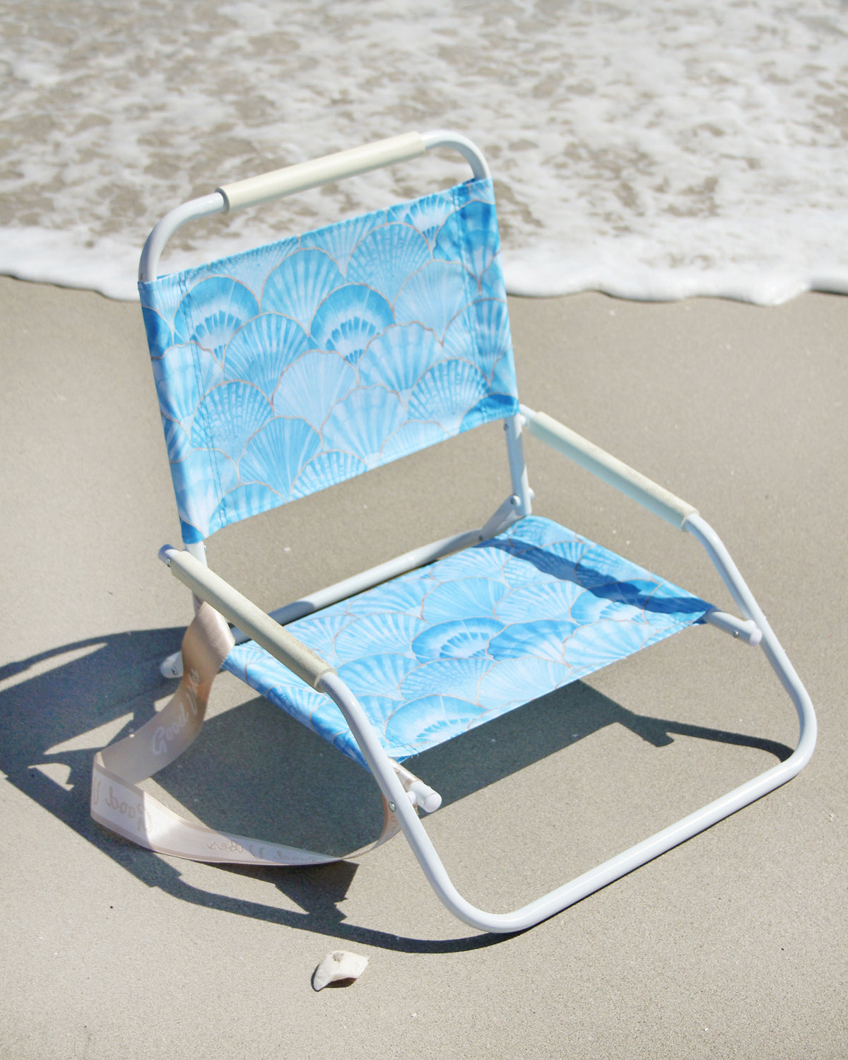 Good Vibes™ Foldable Beach Chair with Carry Strap, Lightweight & Portable, High Back, Powder Coated Frame - Seashells