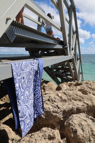 Tahitian Blue 160cm Microfibre Beach Towel with Storage Bag , Sand-Resistant, Eco Friendly, Double Sided