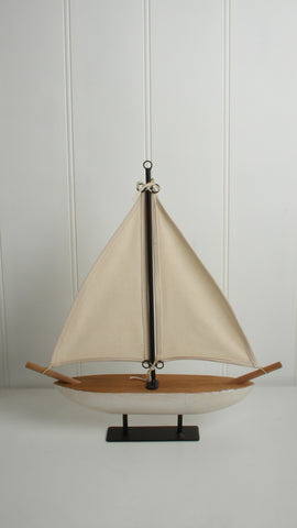 Henderix Wood Boat Model Small