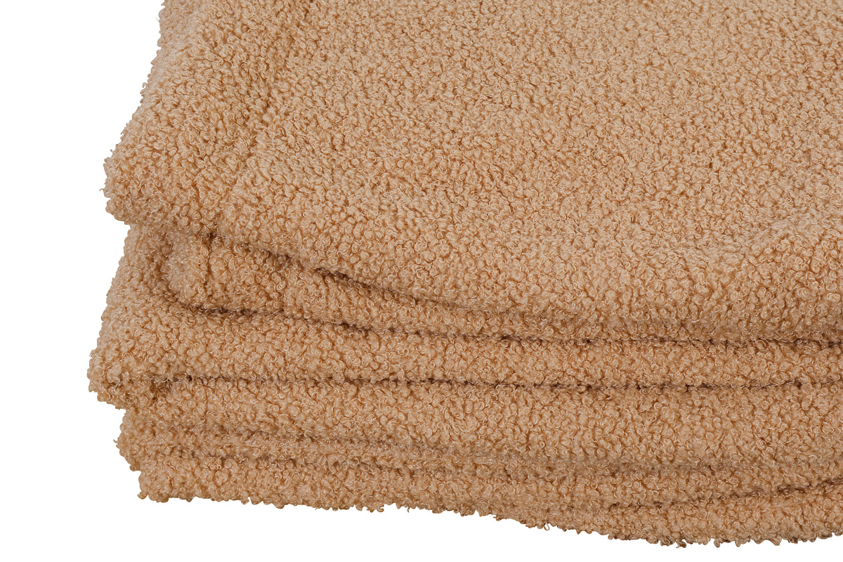 Soft Beige Boucle Throw - Elegant and warm blanket for any living space