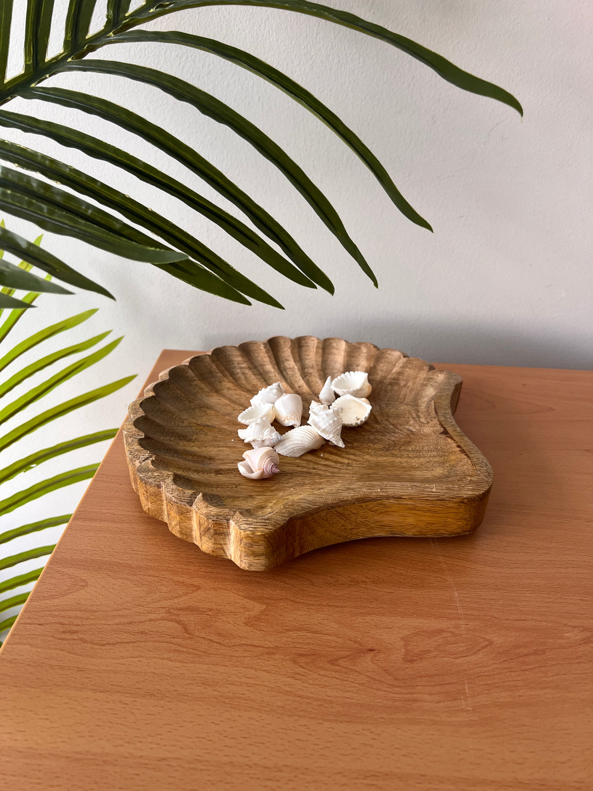 Mango Wood Seashell Tray 25cm - 7 Seas Range