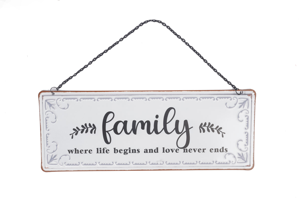 FAMILY METAL HANGING PLAQUE 37CM